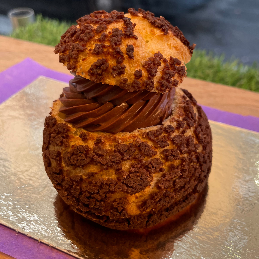 Les "Olympes", Femmage à la femme de lettres Olympe de Gouges