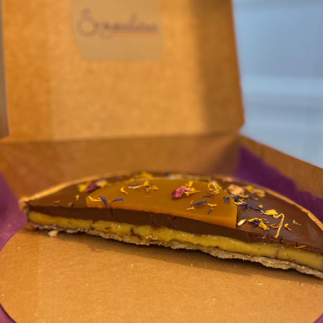 "LQNMMA", Femmage à l'artiste Frida Kahlo (pâtisserie végétalienne)